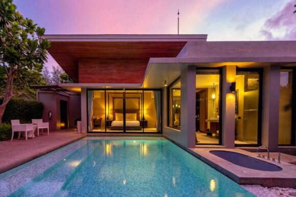 Modern Swimming Pool in San Tan Valley, AZ